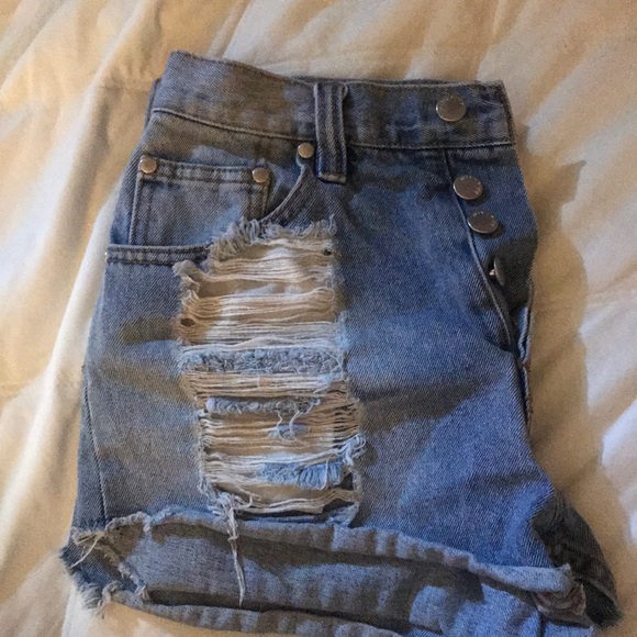 MinkPink denim slasher shorts - Picture 4 of 4